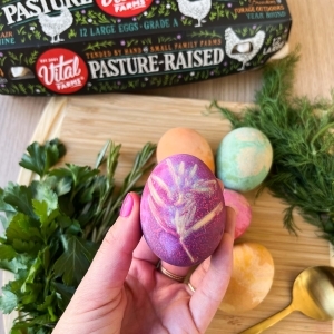 Plant-Imprinted Easter Eggs